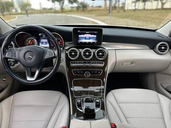 MERCEDES-BENZ C 180 1.6 CGI EXCLUSIVE 16V TURBO GASOLINA 4P AUTOMÁTICO MERCEDES-BENZ C 180 1.6 CGI EXCLUSIVE 16V TURBO GASOLINA 4P AUTOMÁTICO